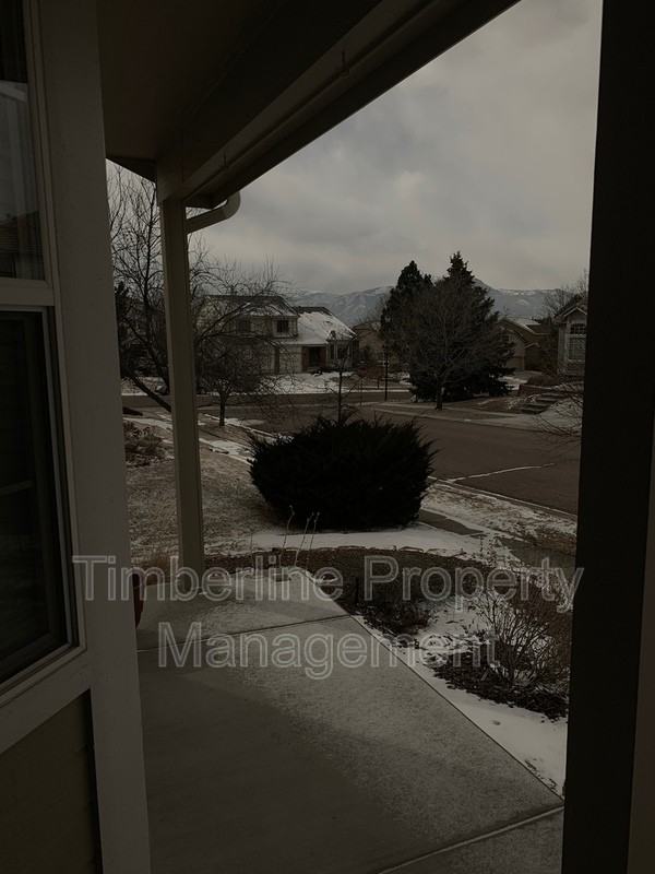 2511 Antietam Ln - Photo 3 of 50