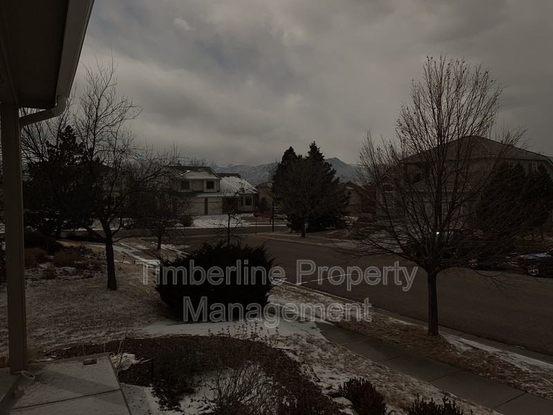 2511 Antietam Ln - Photo 4 of 50