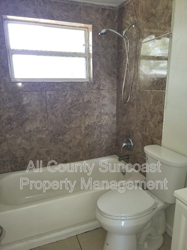 4018 Darlington Rd - Photo 7 of 11