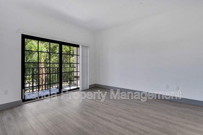 540 Ne 14th Ct #104 - Photo 6 of 15