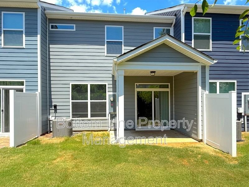 4029 Black Ct - Photo 2 of 9