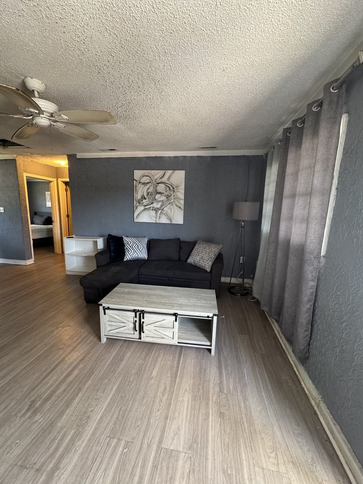 612 31st Avenue South 201 - 201 #201 - Photo 4 of 9