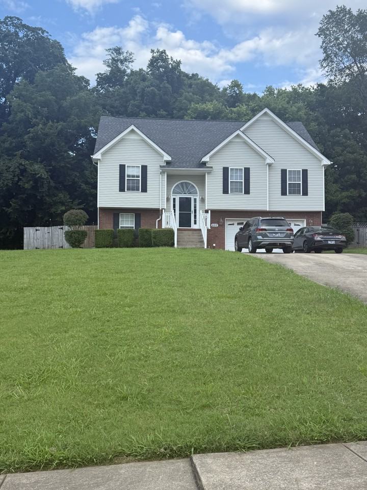 692 Winding Bluff Way #1 - Photo 2 of 18