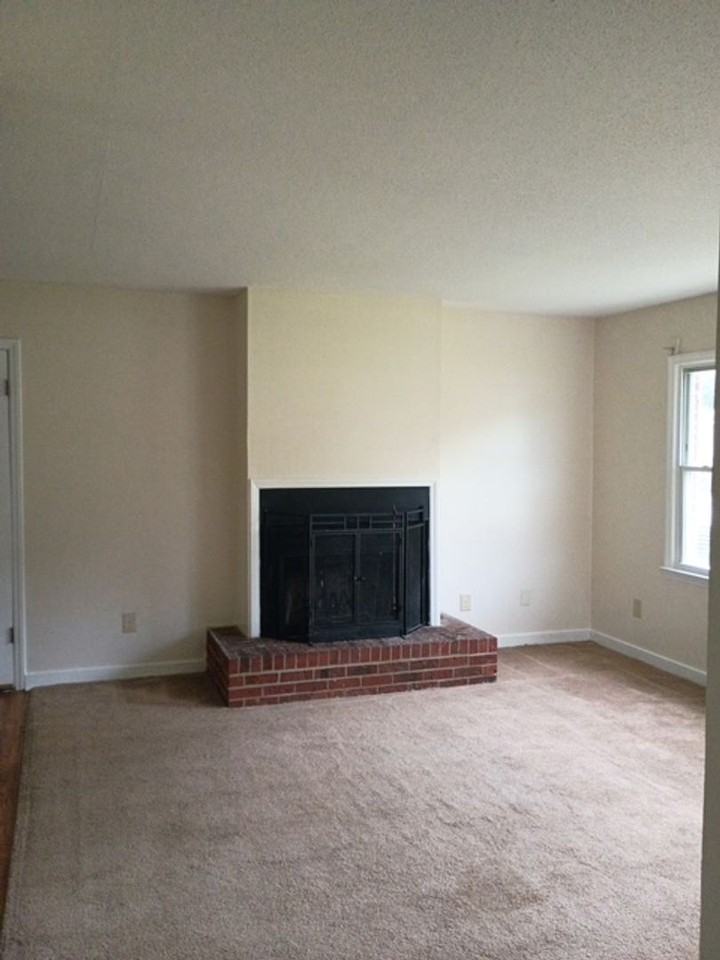 410 Rams Rd - Photo 2 of 12