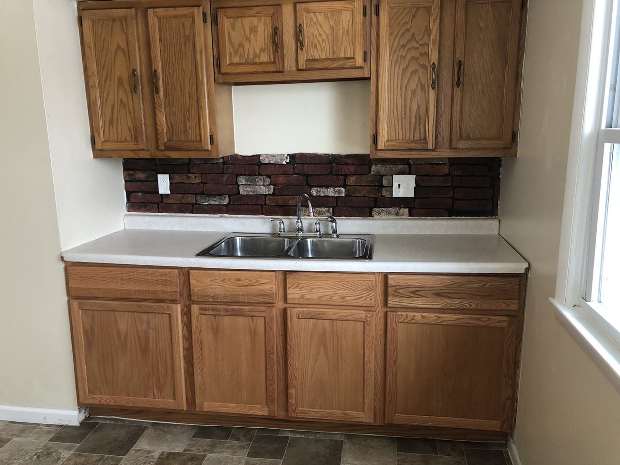 7866 W Palmetto Ave - Photo 6 of 9