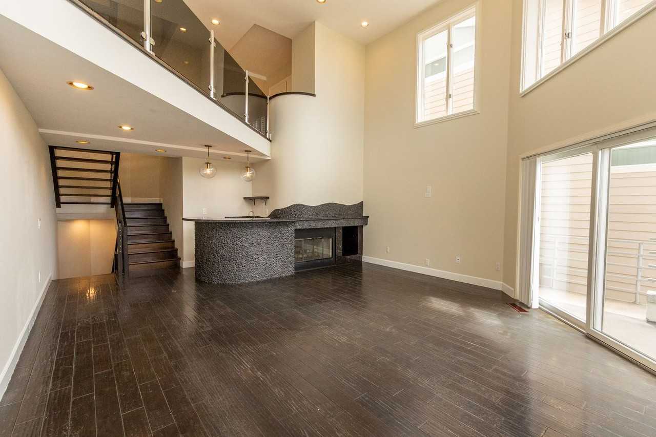 2511 Manchester Ave - Photo 2 of 50