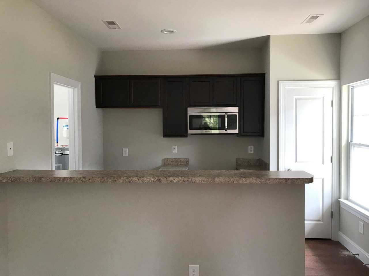 5026A Park Ave - Photo 2 of 7