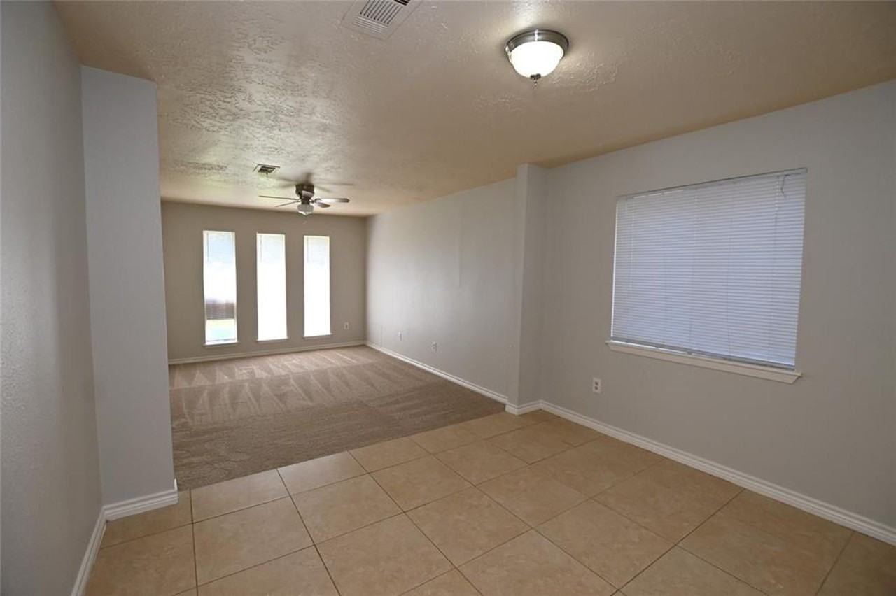 4615 Fitzwater Dr - Photo 6 of 18