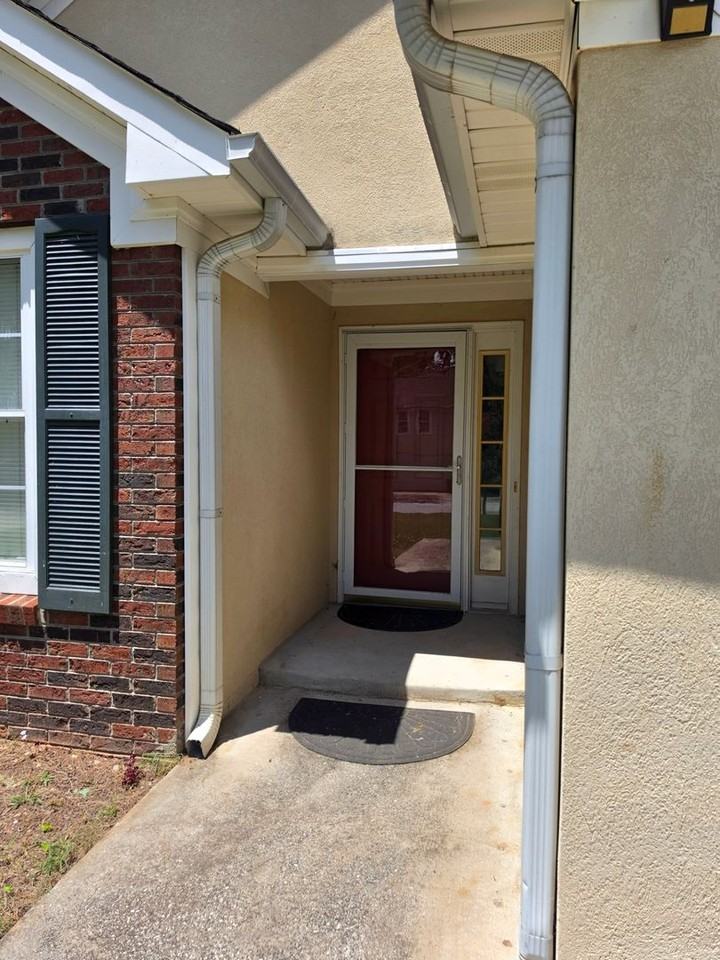 703 S Fairfield Dr - Photo 2 of 30