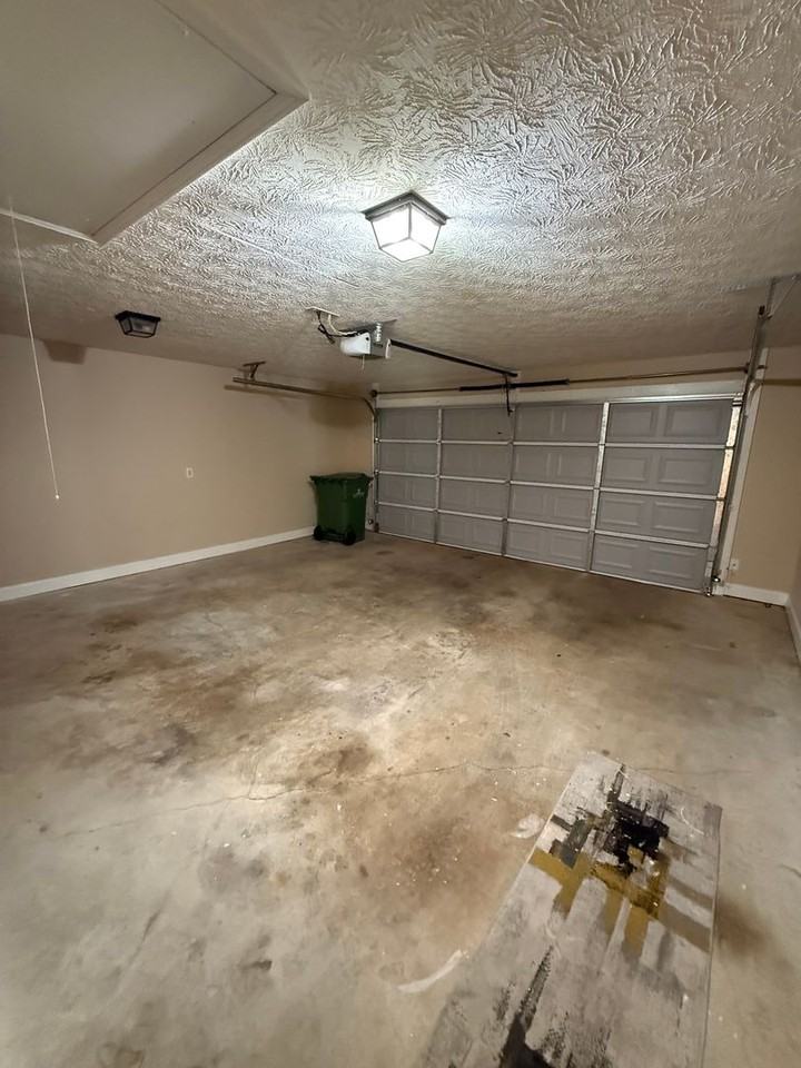 9400 Colleton Ct - Photo 6 of 14