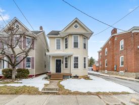 136 N Potomac St - Photo 1 of 1