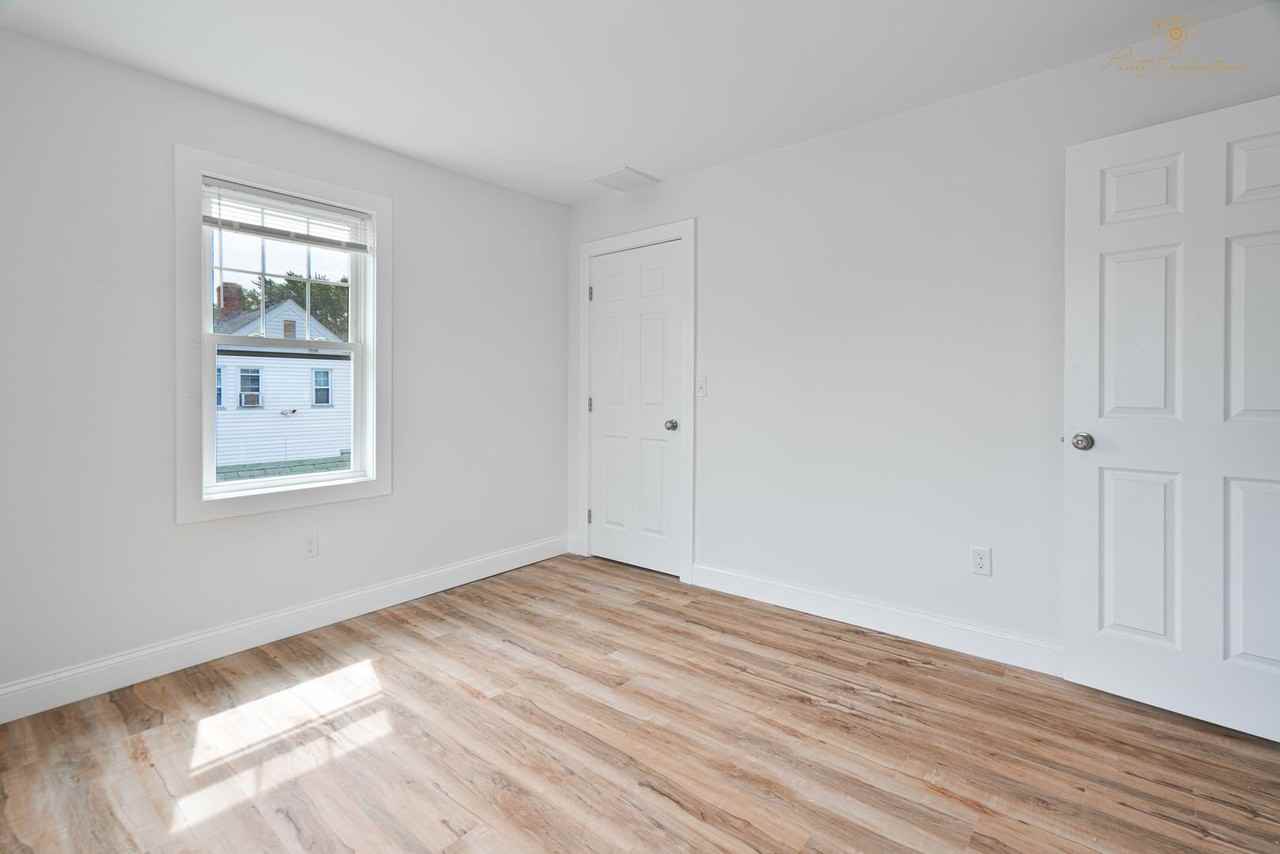 9 Colwell St #2 - Photo 4 of 11