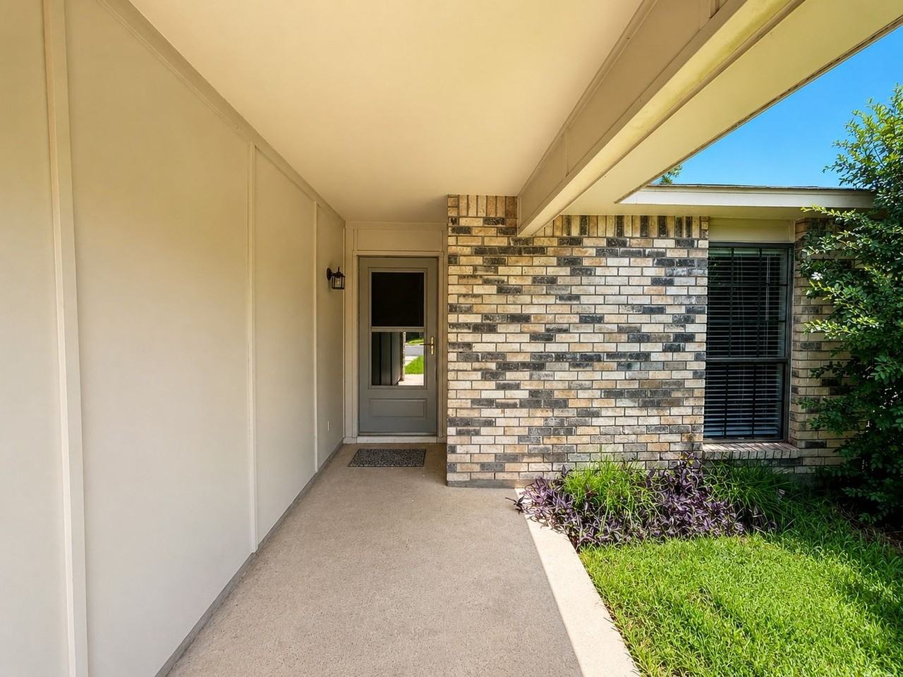 805 Circle Cove Dr - Photo 6 of 25