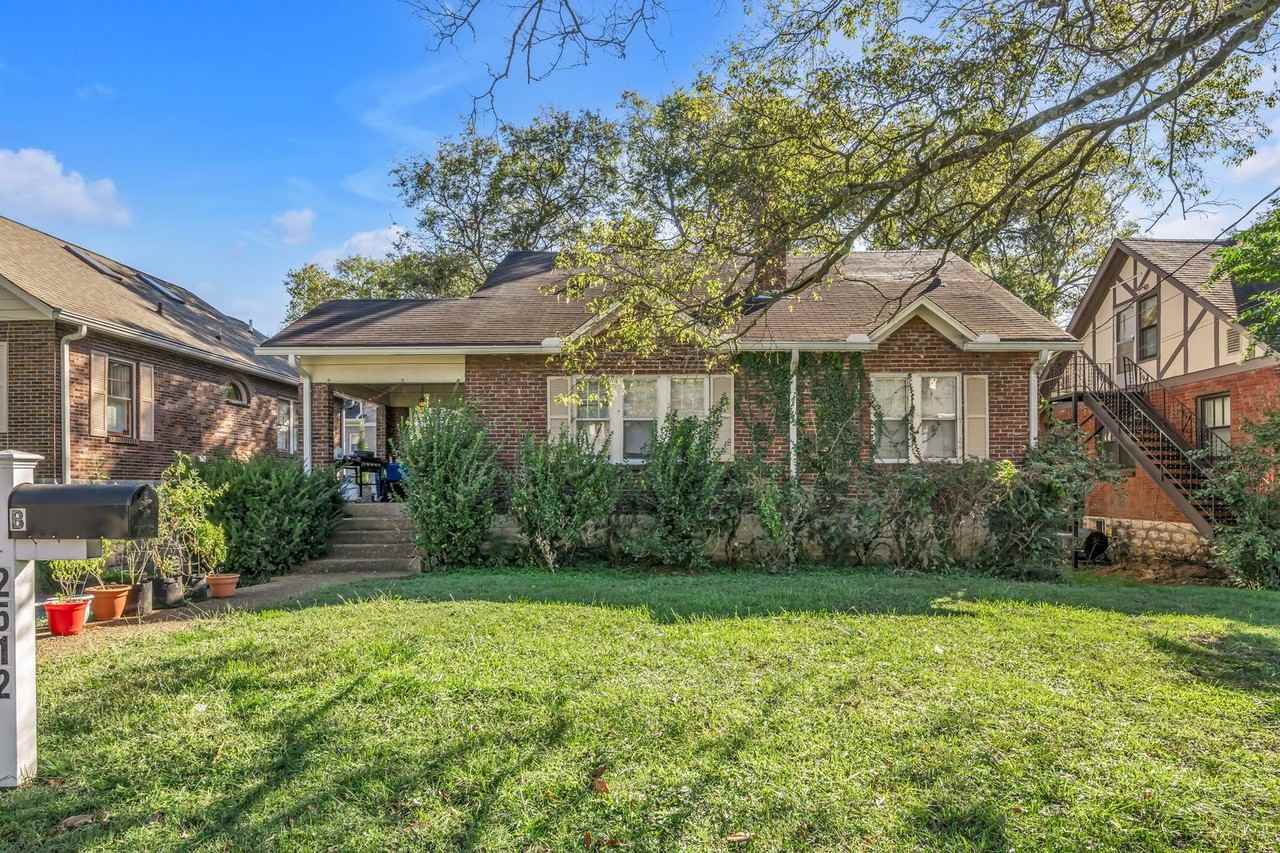2512 Natchez Trce