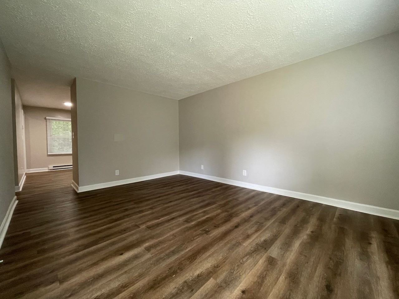 214 Belvidere St - Photo 2 of 11