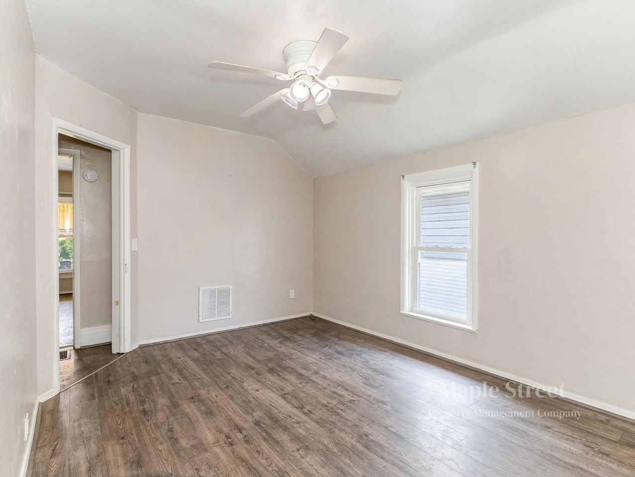 1721 1721 5th St Ext - Photo 3 of 8