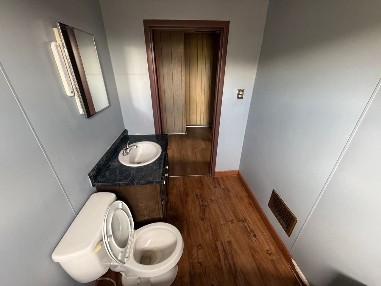 412 Buckeye St - Photo 6 of 26
