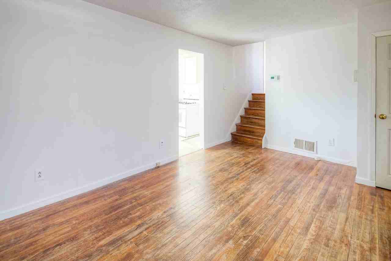 203 Sycamore Rd - Photo 3 of 14