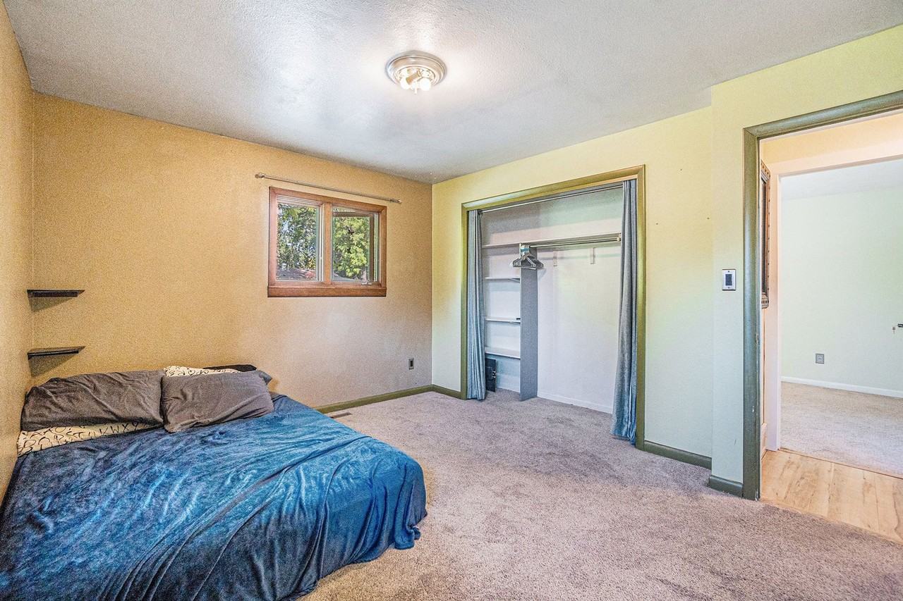 2901 Stover St - Photo 7 of 21
