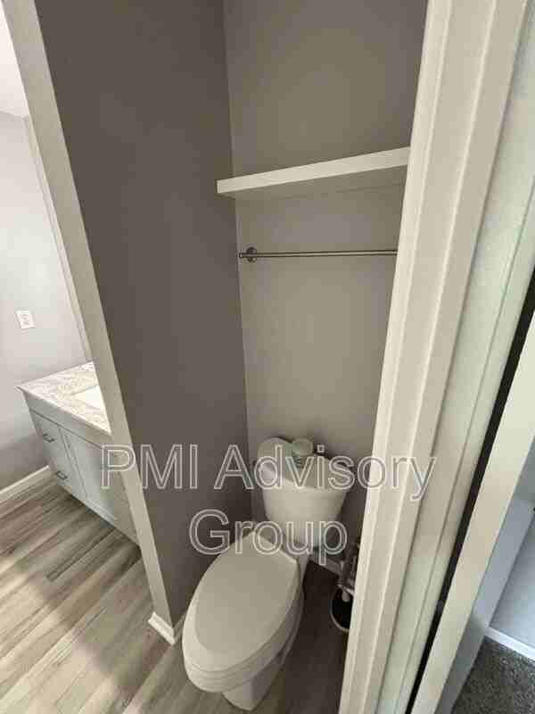 3101 Sw Macvicar Ave #308A - Photo 6 of 12