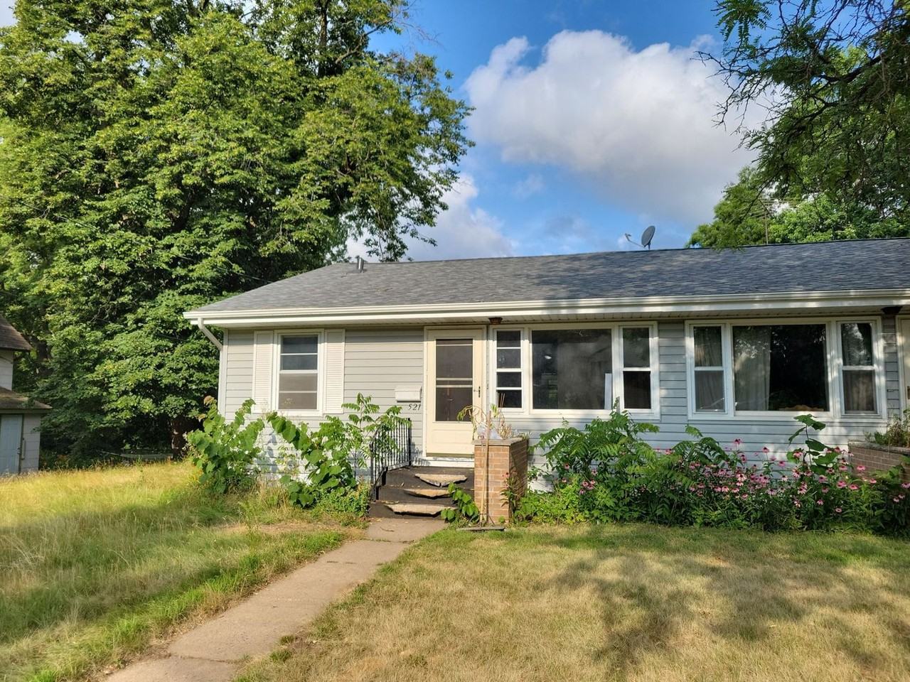 521 State St - Photo 2 of 18