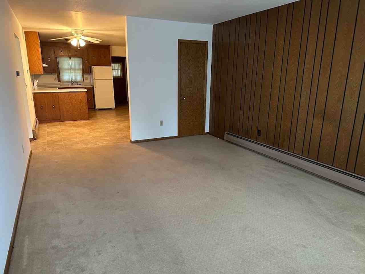 521 State St - Photo 3 of 18