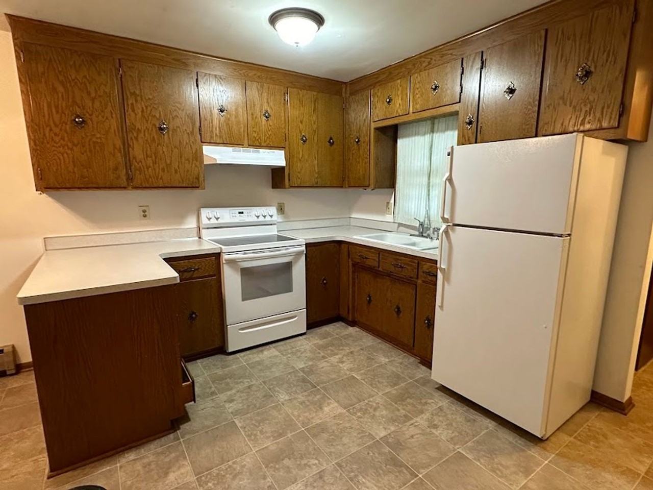 521 State St - Photo 6 of 18