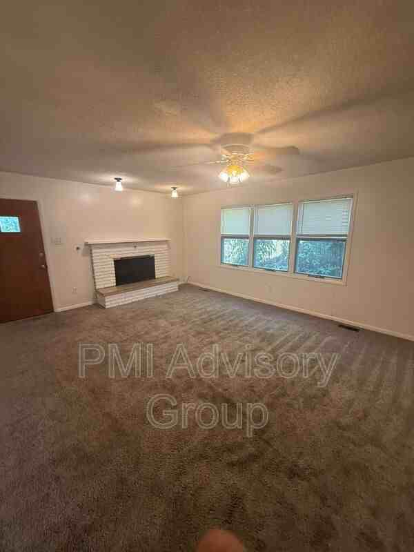 1643 Sw Knollwood Dr - Photo 5 of 11