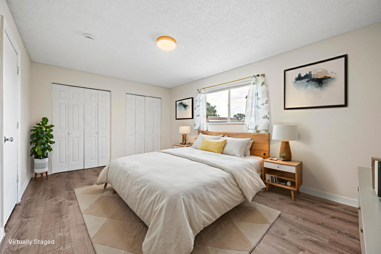 4651 S Lowell Blvd #D - Photo 3 of 9