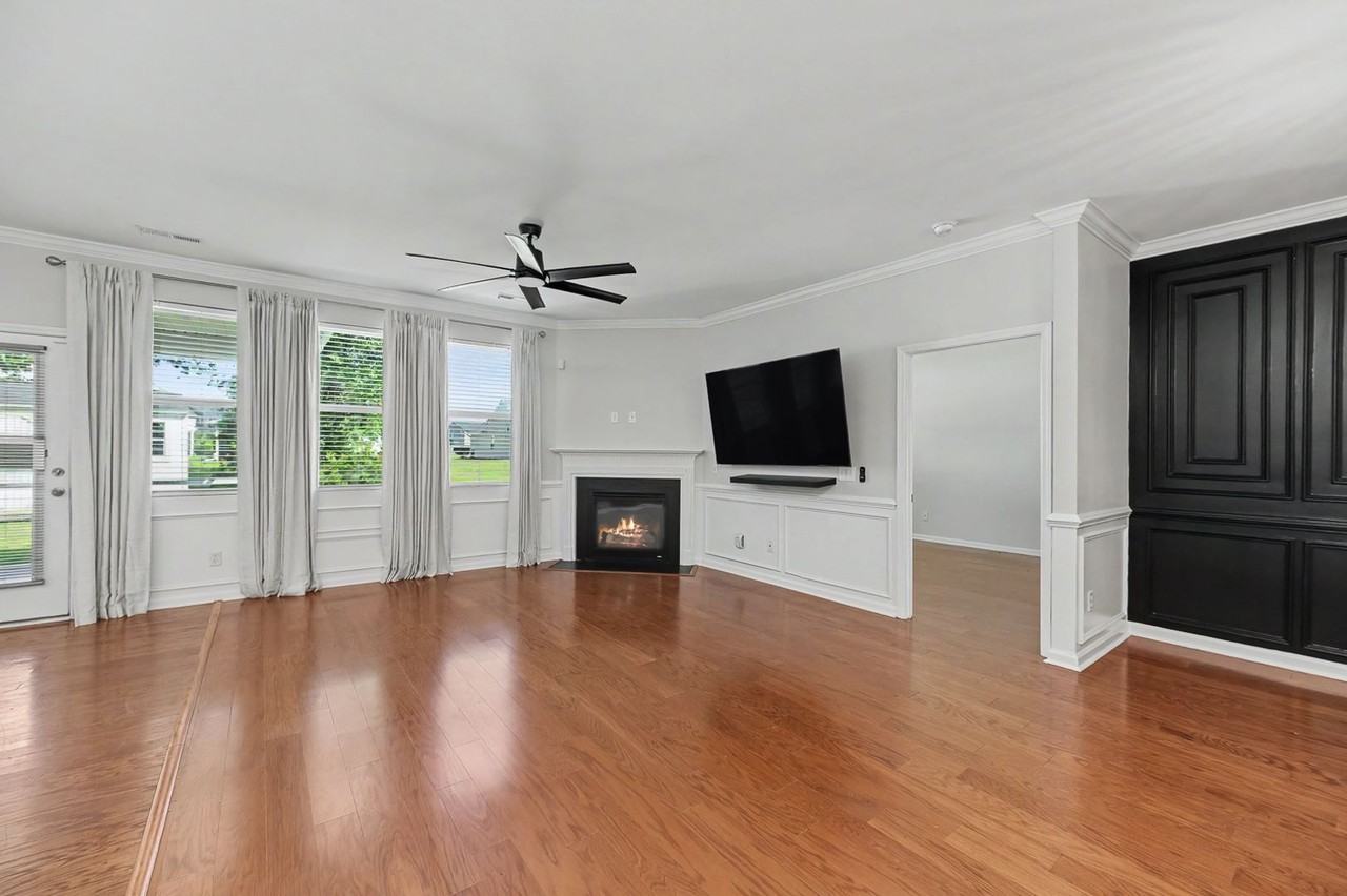 247 Clayburne Dr - Photo 6 of 38