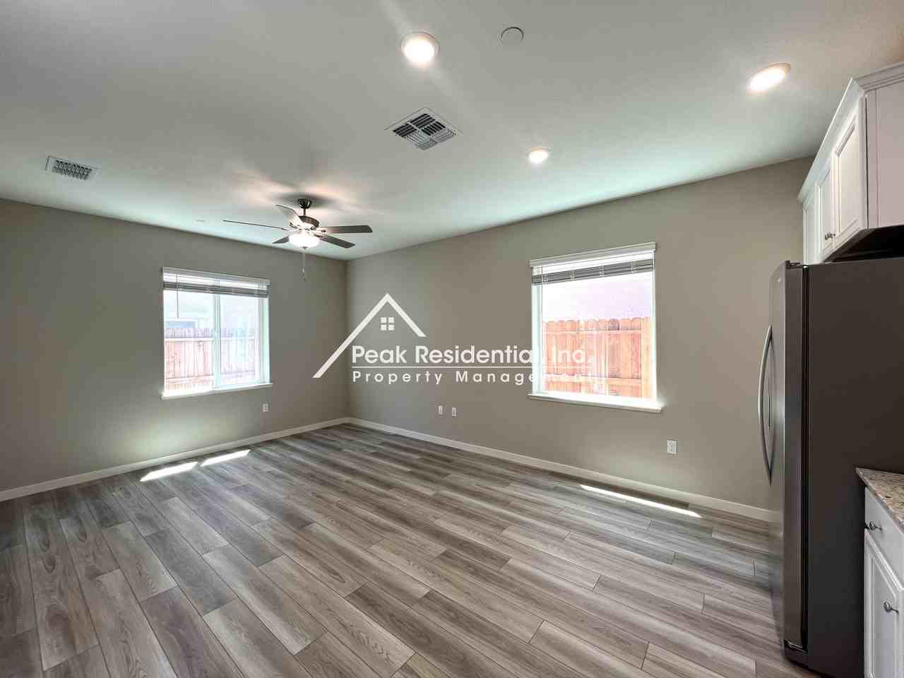 2973 Bowery Ln - Photo 6 of 21