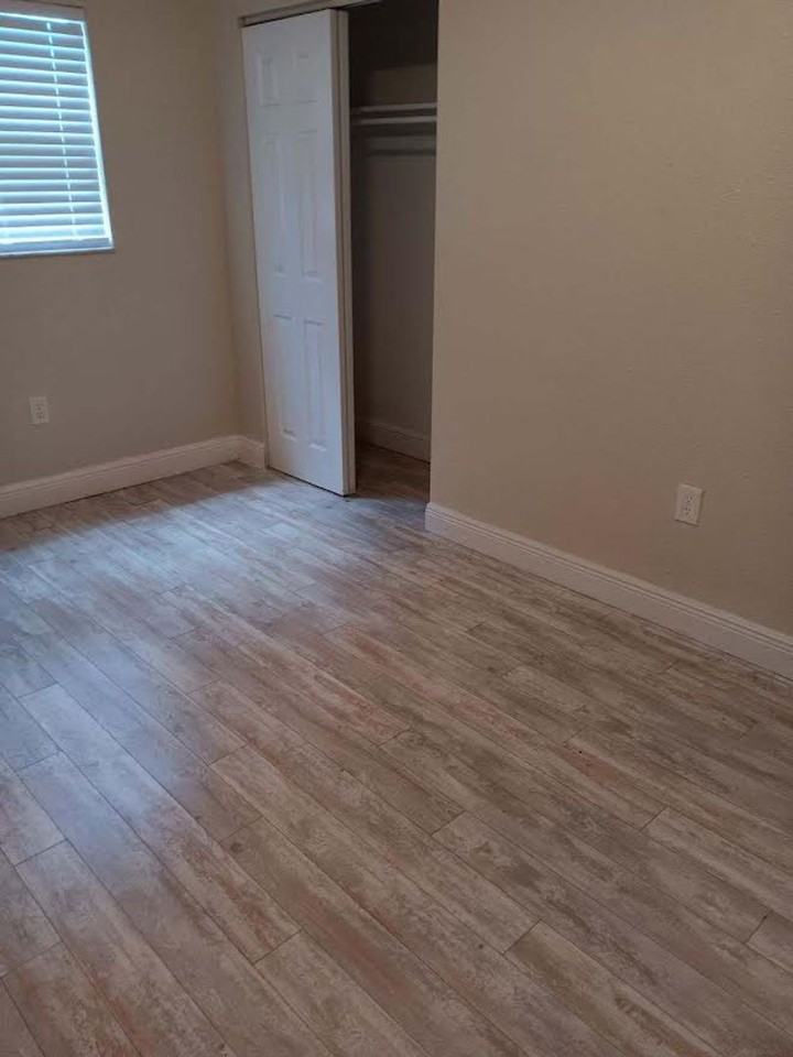 6214 6214 - 6216 Massachusetts ave - Photo 5 of 7