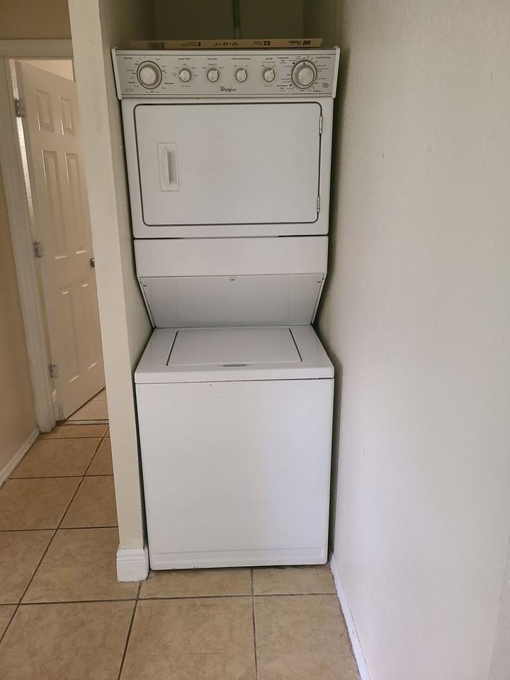 6214 6214 - 6216 Massachusetts ave - Photo 7 of 7