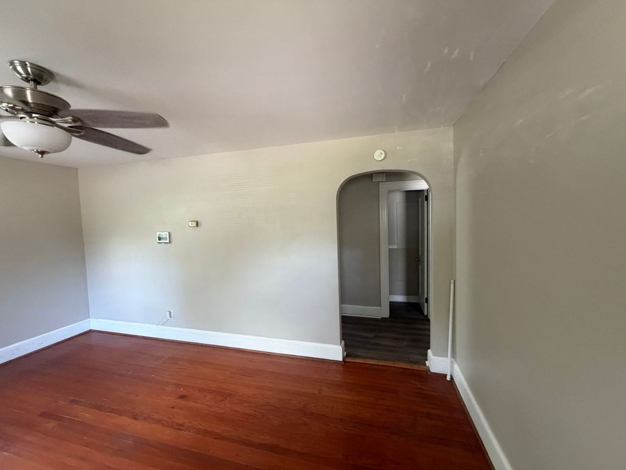 202 Motley Ave - Photo 3 of 18