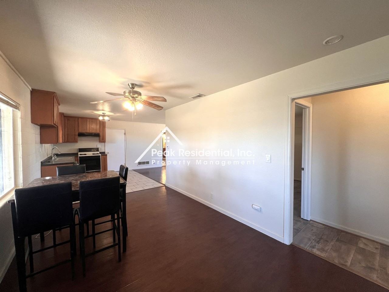 3201 Leona Cir - Photo 6 of 20