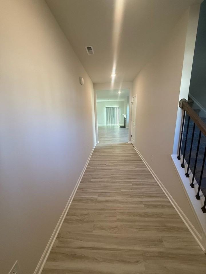 1838 Vanderlyn St - Photo 4 of 36