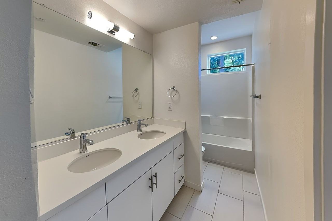 392 Midstream Ln - Photo 6 of 16