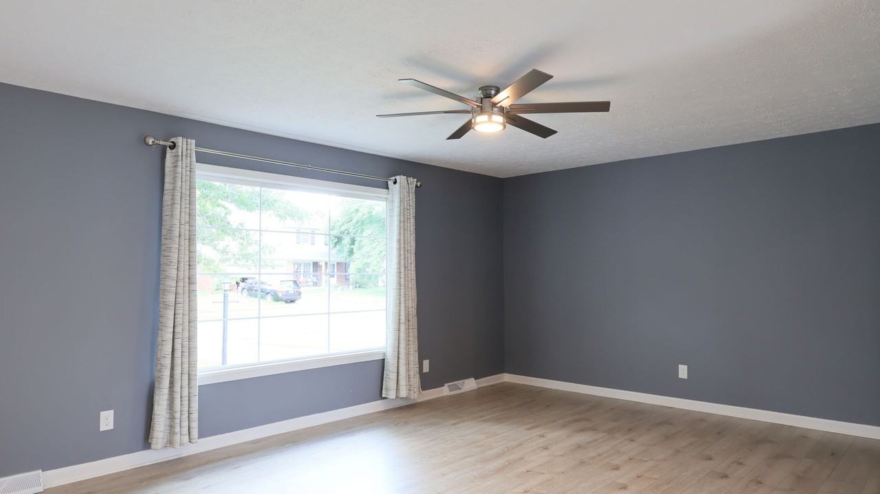 712 Plaza Dr - Photo 4 of 24