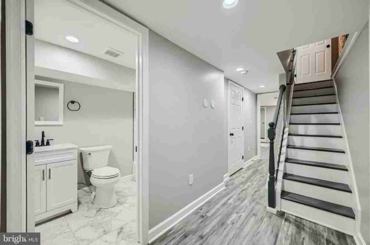 616 N Streeper St - Photo 3 of 12