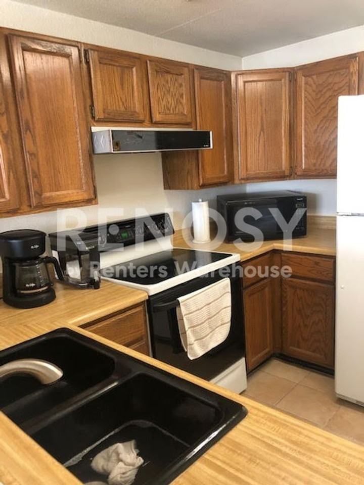2126 N Villas Ln - Photo 6 of 31