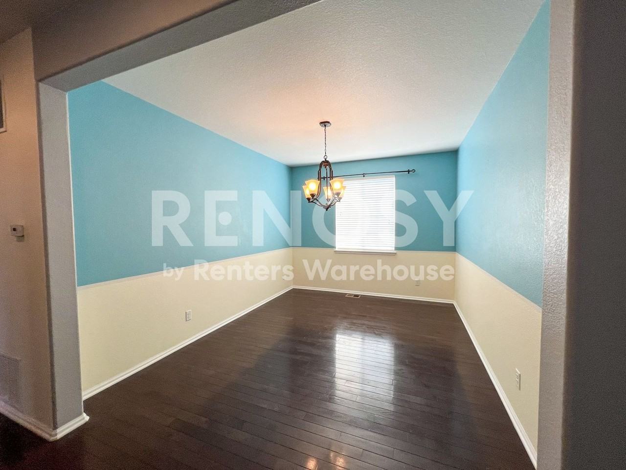 25104 E Pinewood Pl - Photo 5 of 28
