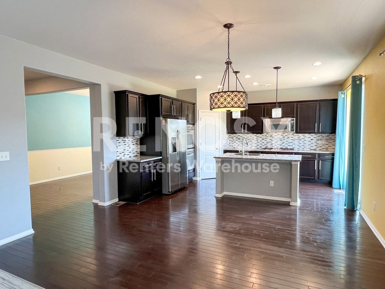 25104 E Pinewood Pl - Photo 7 of 28