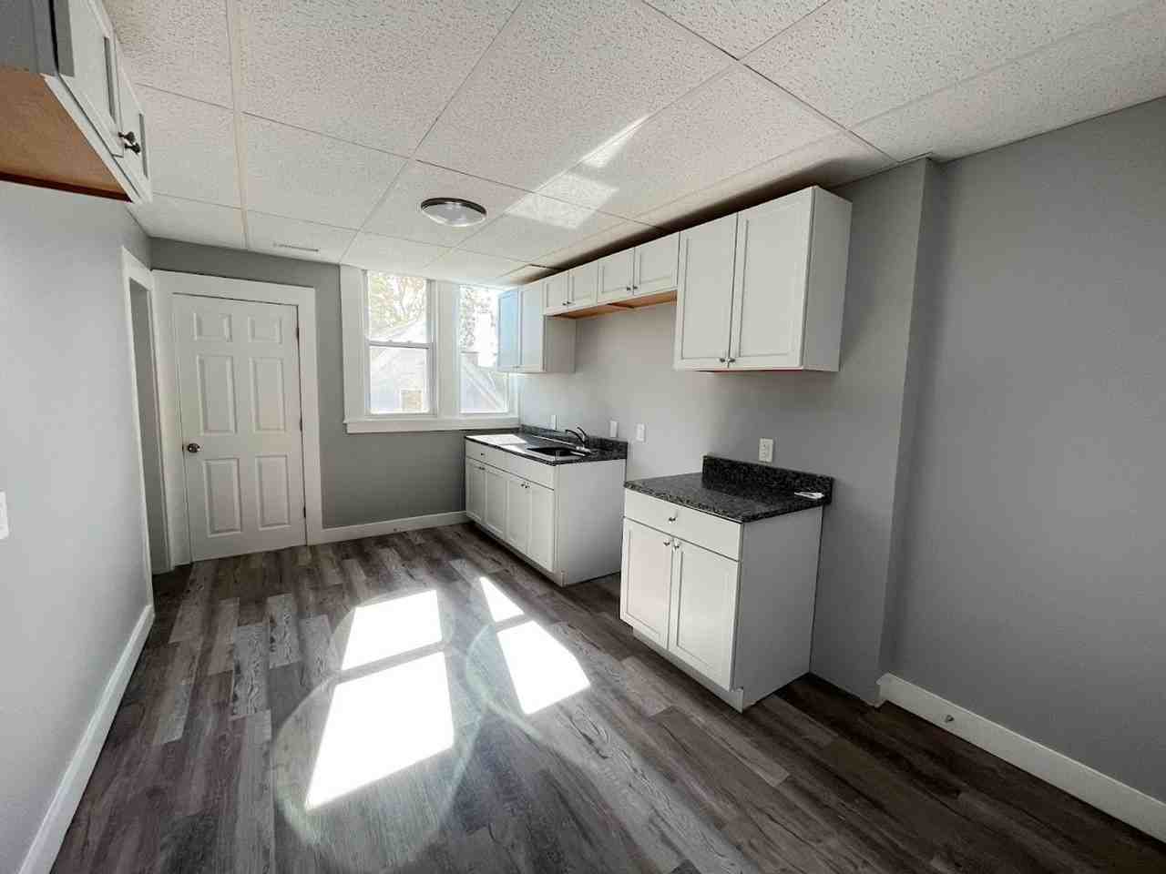83 Saint James Ave - Photo 2 of 12