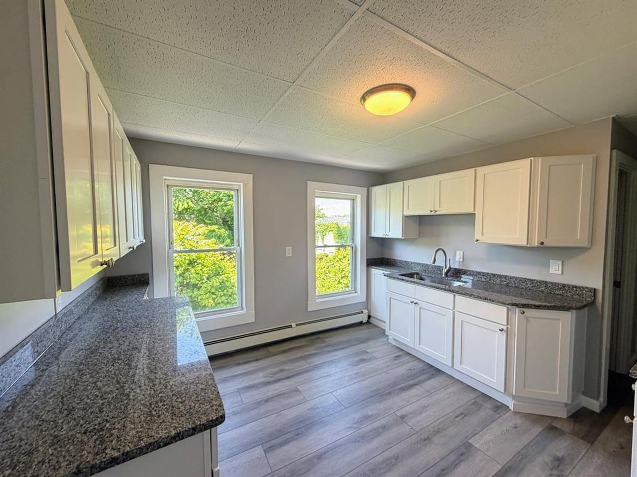30 Loring St - Photo 2 of 14