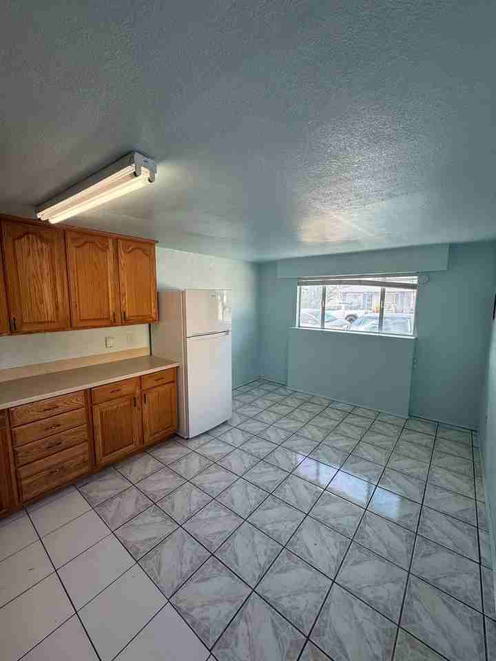 5977 Dwight St - Photo 2 of 9