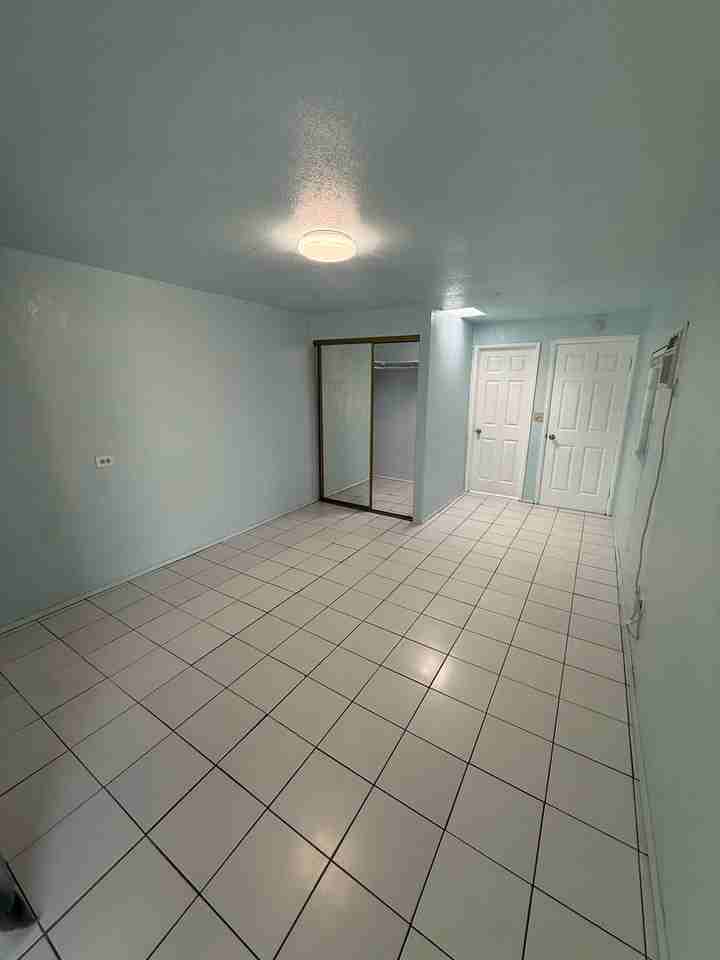 5977 Dwight St - Photo 3 of 9