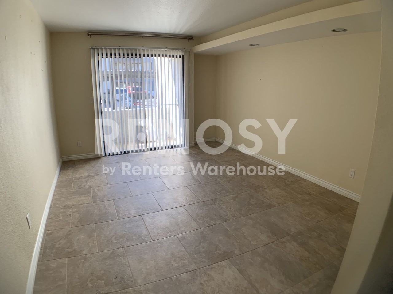 3420 W Danbury Dr - Photo 3 of 23
