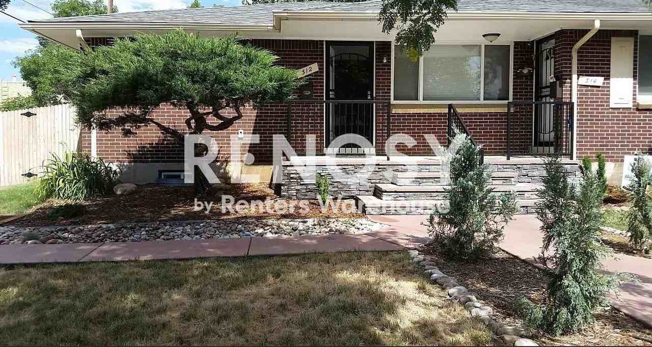 312 S Yost St - Photo 2 of 42