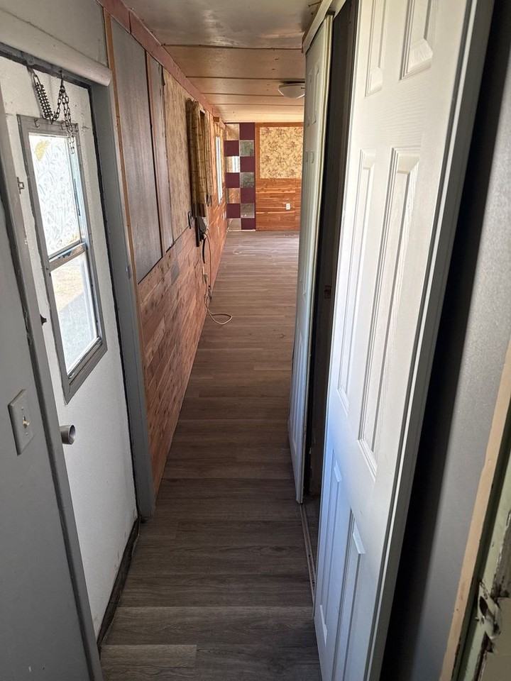 413 Iris Dr - Photo 5 of 10