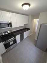 880 - 31-33 HIGH STREET, L.L.C. - Photo 1 of 1
